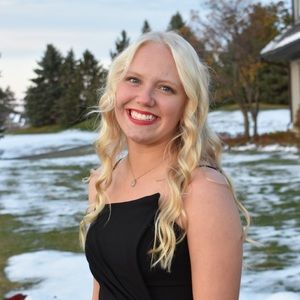 Meet your Posher, Bella